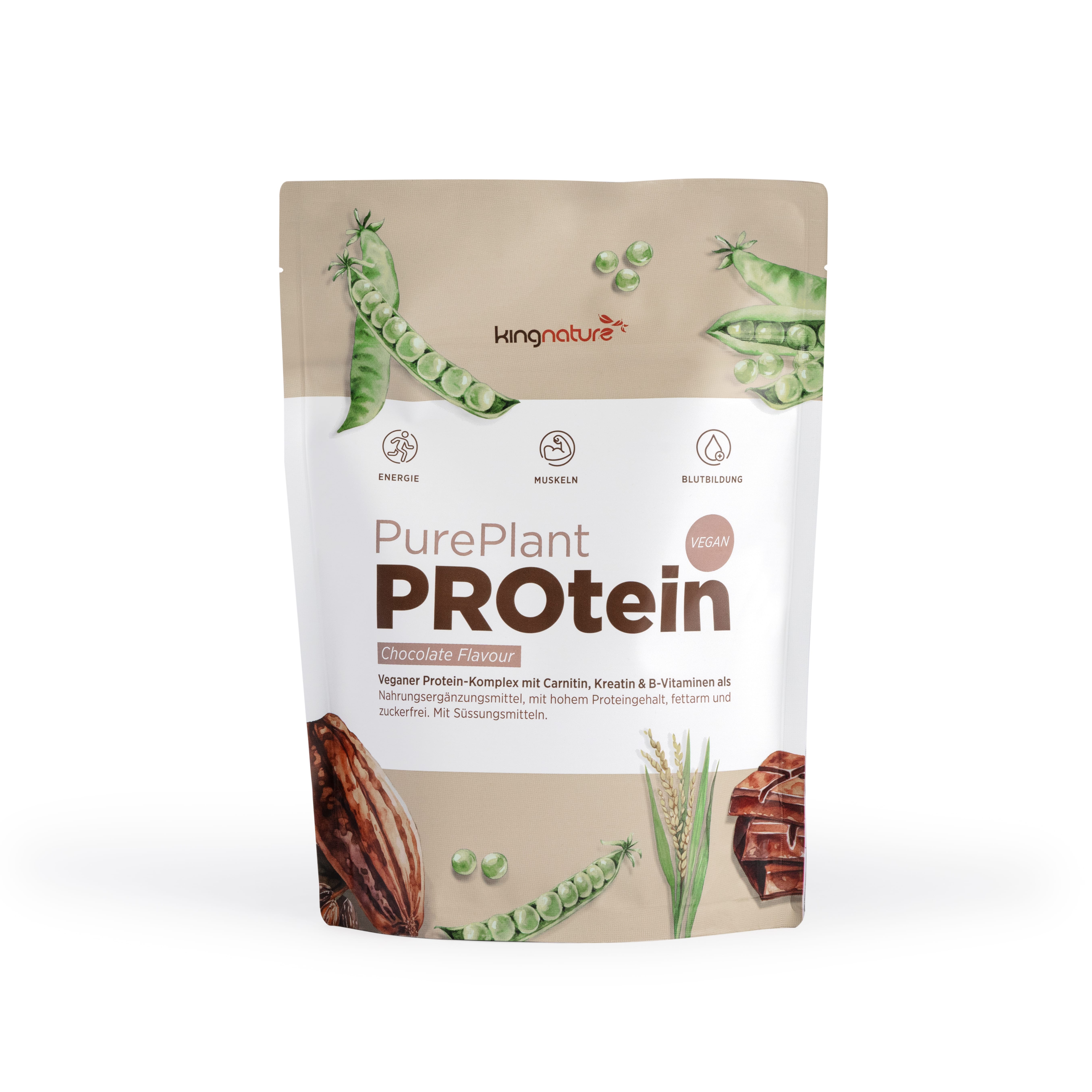 Ein beigefarbener Pure Plant PROtein Schokoladenbeutel mit Erbsenschoten, Schokolade und Getreide auf dem Etikett hebt die veganen Energievorteile hervor – ideal zum Mischen mit einem Shaker „Blender Bottle Prostak Pro“.